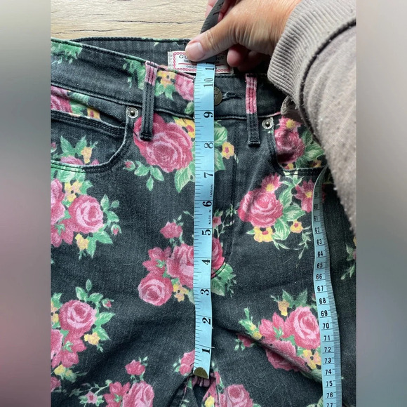 Guess Jeans 1981 3 Zip Crop Vintage Black Floral Roses Size 24 80s Y2K - Picture 3 of 15